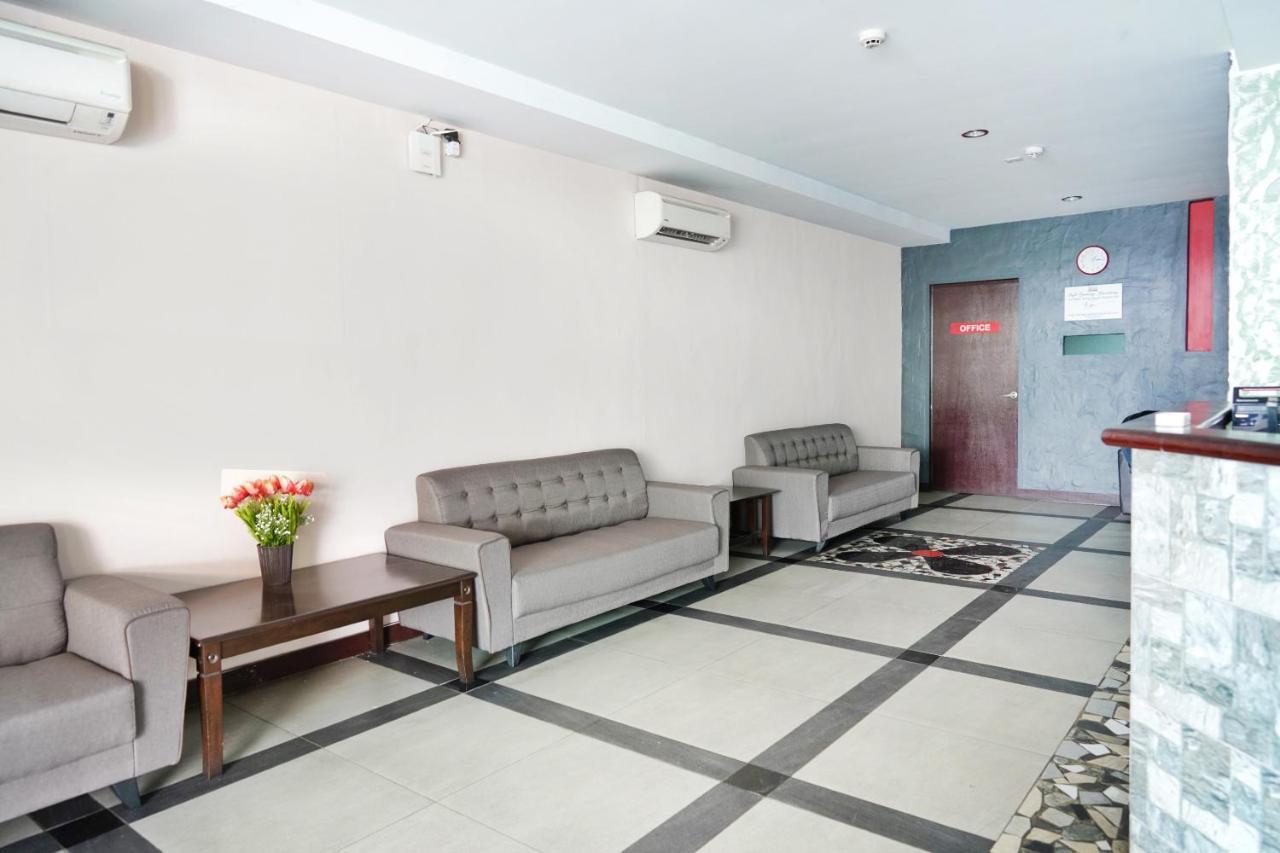 Oyo 1165 Kris Lodge Бинтулу Экстерьер фото