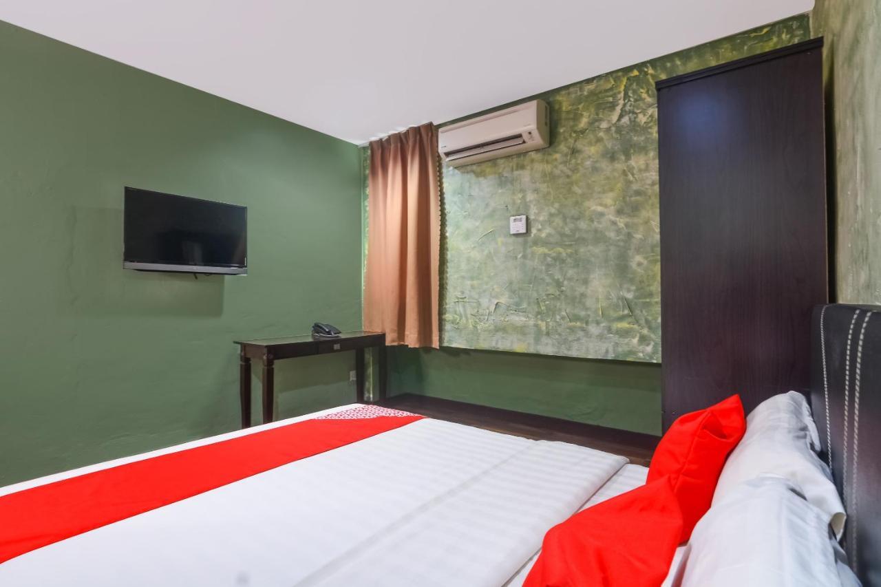 Oyo 1165 Kris Lodge Бинтулу Экстерьер фото