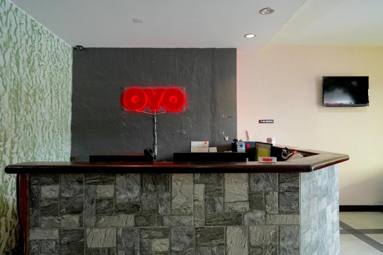 Oyo 1165 Kris Lodge Бинтулу Экстерьер фото